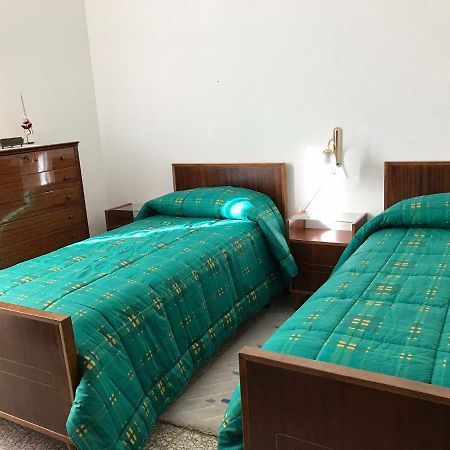Вілла Sardegna Vicino Ad Olbia "La Casa Nel Vicolo" Беркідда Екстер'єр фото