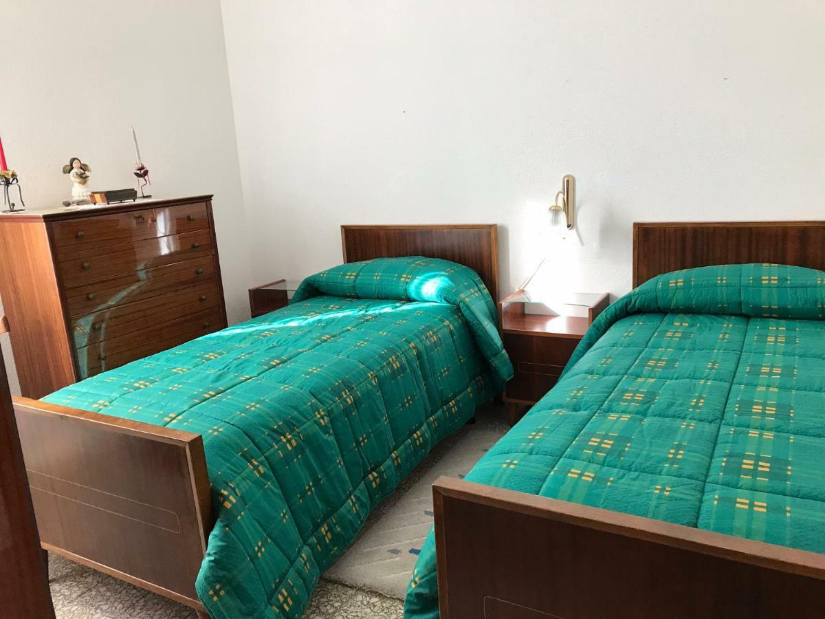Вілла Sardegna Vicino Ad Olbia "La Casa Nel Vicolo" Беркідда Екстер'єр фото