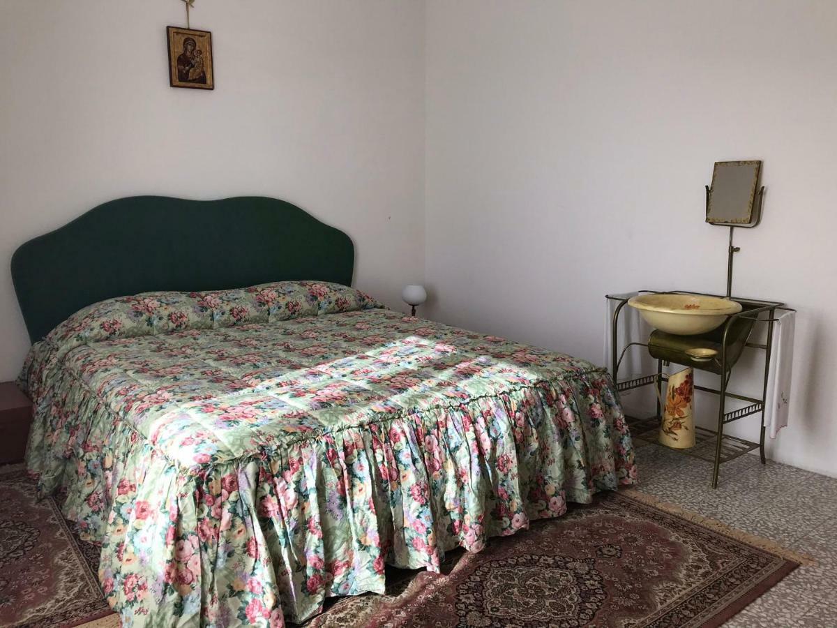 Вілла Sardegna Vicino Ad Olbia "La Casa Nel Vicolo" Беркідда Екстер'єр фото