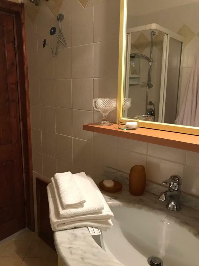 Вілла Sardegna Vicino Ad Olbia "La Casa Nel Vicolo" Беркідда Екстер'єр фото