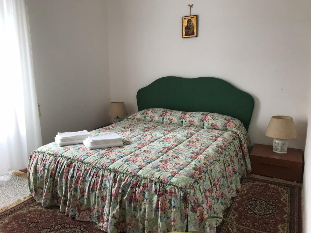 Вілла Sardegna Vicino Ad Olbia "La Casa Nel Vicolo" Беркідда Екстер'єр фото